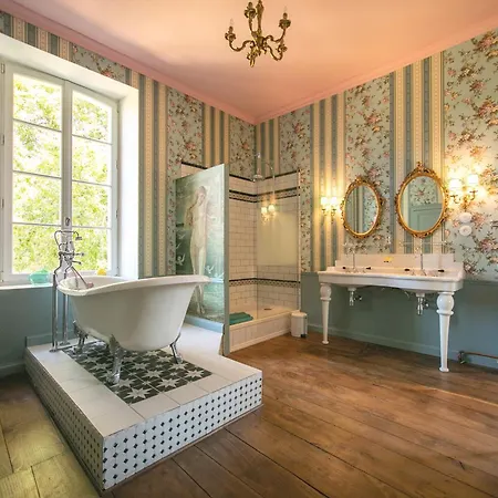 Oda ve Kahvaltı Chateau De Russas, D'hote